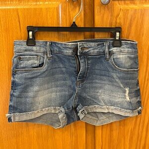 STS Blue women’s jean shorts, size 27 waist